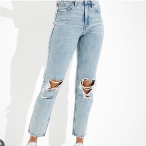 American Eagle Mom Straight Jeans Size 00